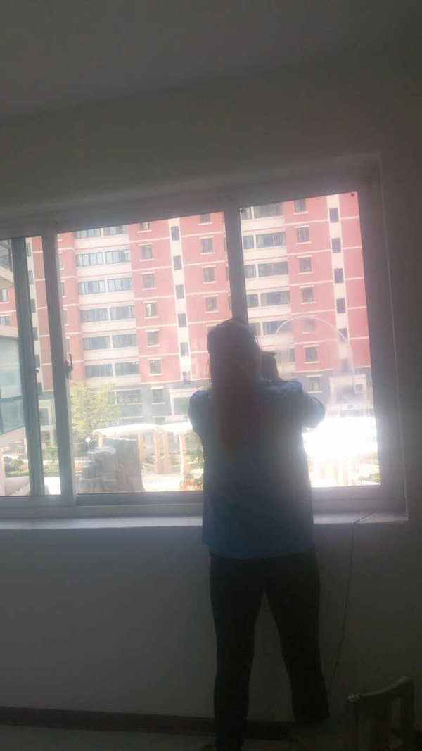 西固兰馨花园40号楼张女士家保洁